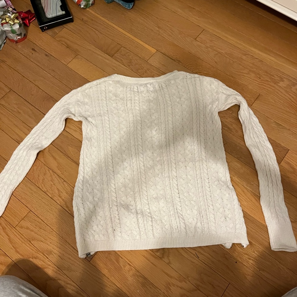 american eagle sweater